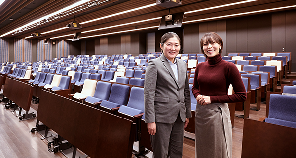 【専修大】第28回朝日新聞デジタル特集記事「上田まりえの母校訪問...