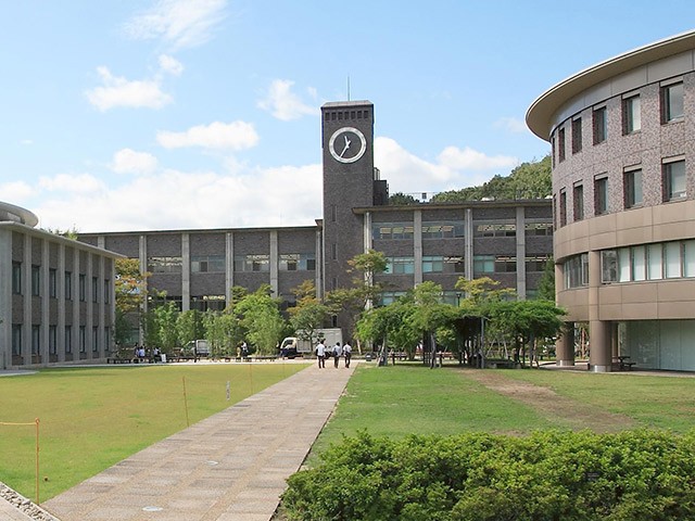 赤本　法政、同志社、明治、青山学院、駒澤、國學院、立正、立命館、新潟、埼玉 61nbpXyAVXL._UF350,350_QL50_.jpg