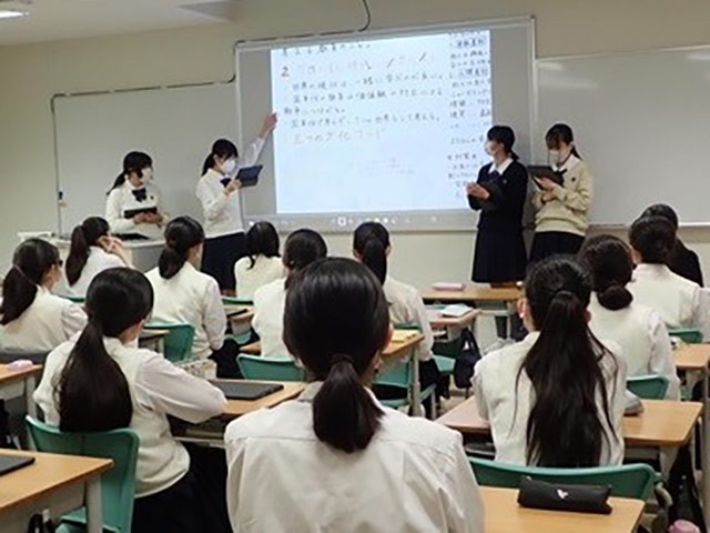 文化コード で争いのない世界を考える 山脇学園中高の国際教育プログラム 世界共通教育 とは 新しい教育のカタチを考える 朝日新聞edua