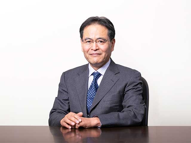 【東洋学園大学】新学長就任のお知らせ  4 月 1 日より辻中豊...