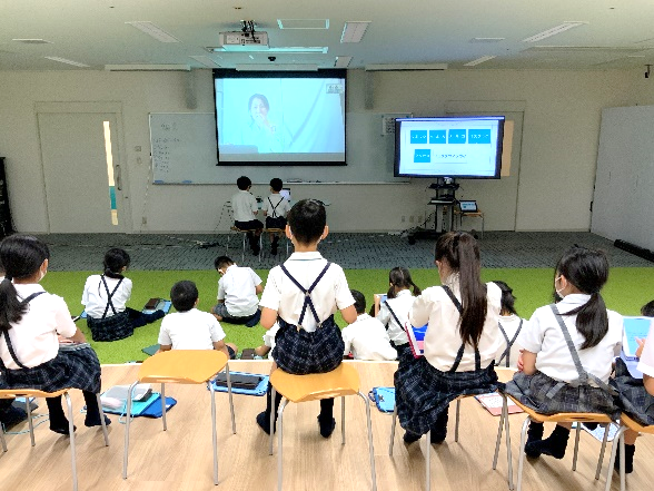 Apple認定校・関西大学初等部が展開する「未来の教室」