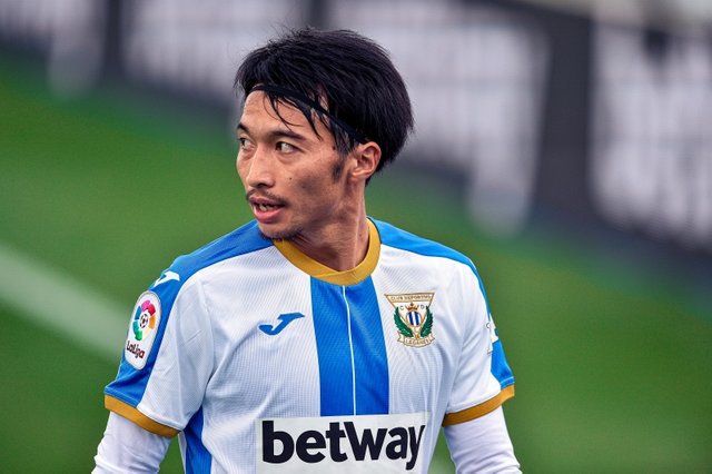 柴崎フル出場のレガネス サッカーキング Auヘッドライン